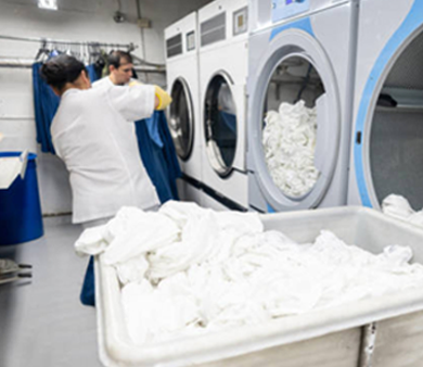 Searching for wash and fold laundry service near me in London? Laundry Lite offers professional wash dry fold laundry.